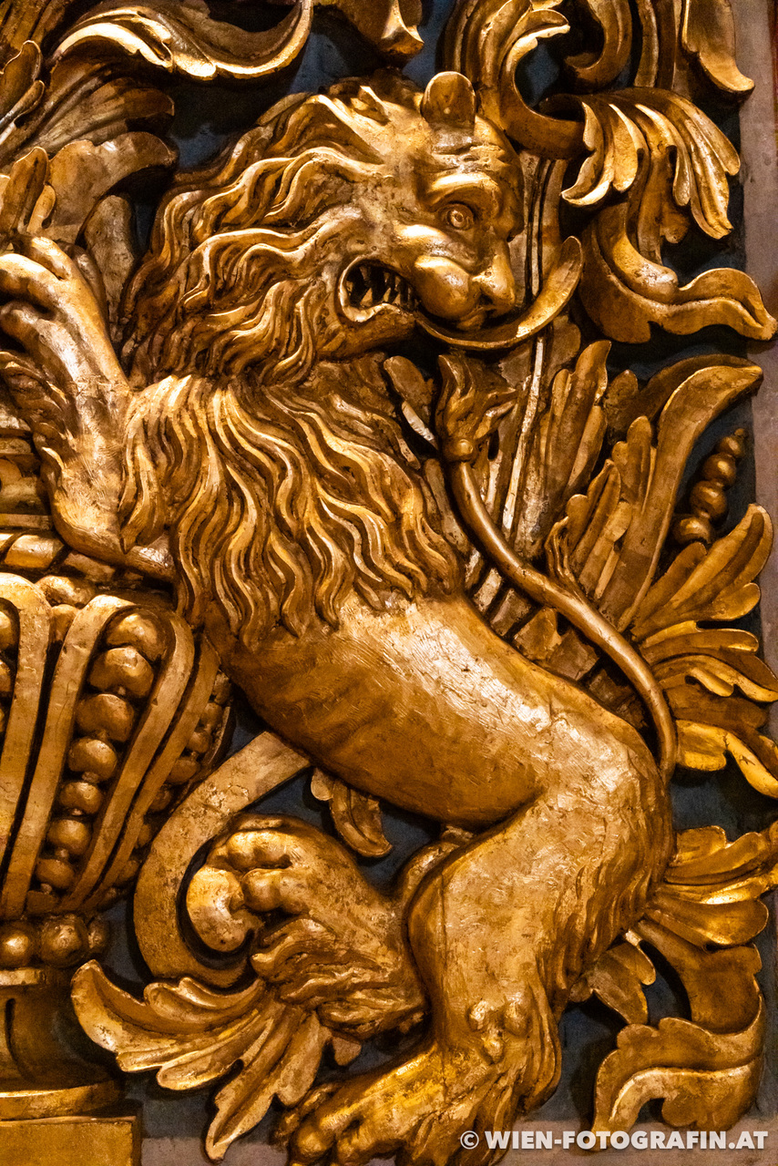 Detail der Wandverzierungen